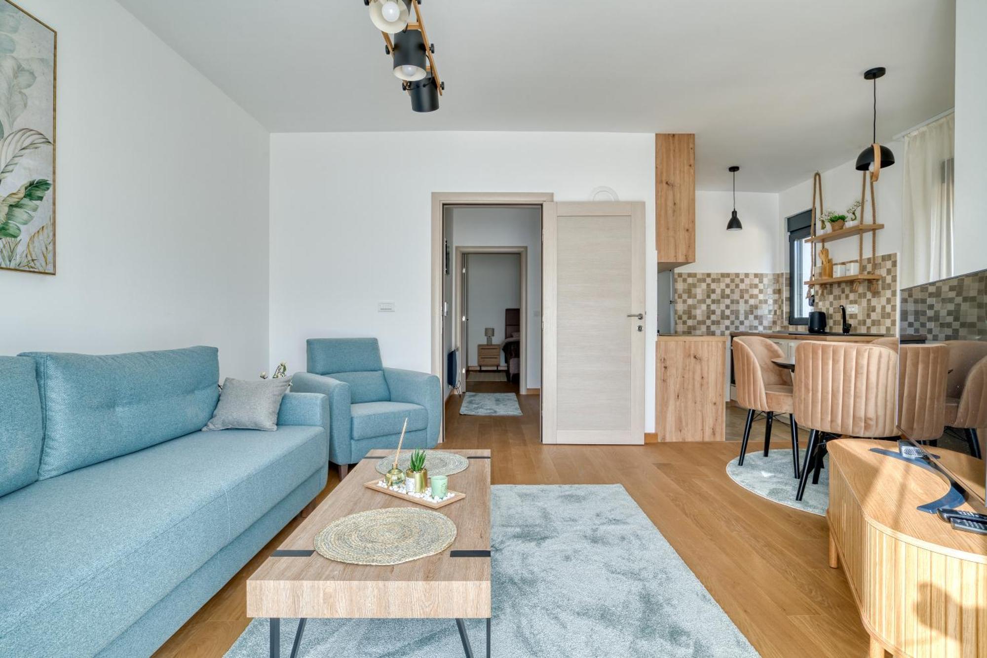 Jezero 2 Apartment *